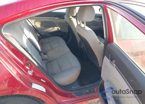 2019 Hyundai Elantra Sel z USA, uszkodzony, nr VIN KMHD84LF3KU743521